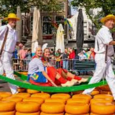 Finn, Met Grote Tuin En Veel Privacy 펜션 *