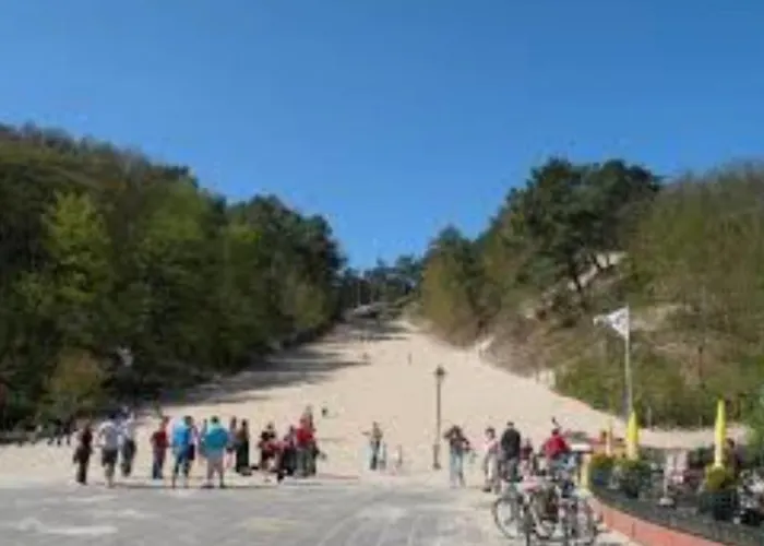 Finn, Met Grote Tuin En Veel Privacy *