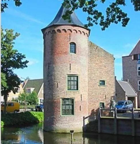 Finn, Met Grote Tuin En Veel Privacy