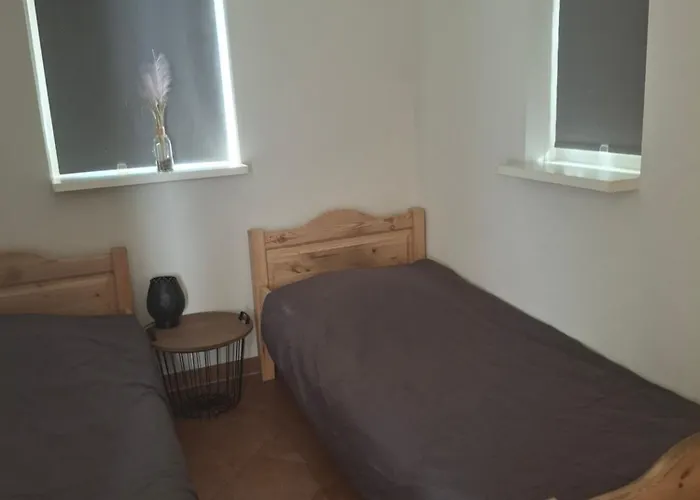 Finn, Met Grote Tuin En Veel Privacy