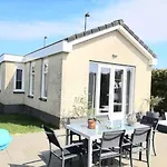 Finn, Met Grote Tuin En Veel Privacy