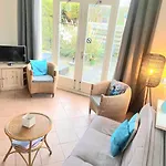 Feriehus Finn, Met Grote Tuin En Veel Privacy *